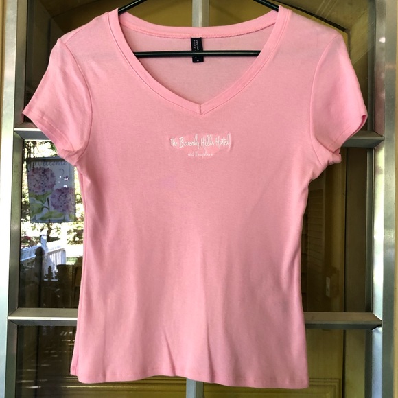 JUNIOR’S THE BEVERLY HILLS HOTEL T-SHIRT. - Picture 1 of 15